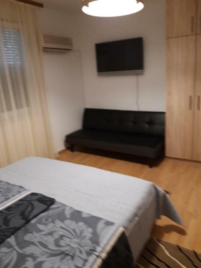 Apartman Centros Osijek Exteriör bild
